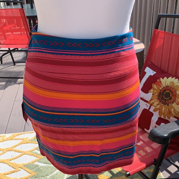 Skirt - Picture 3 of 3